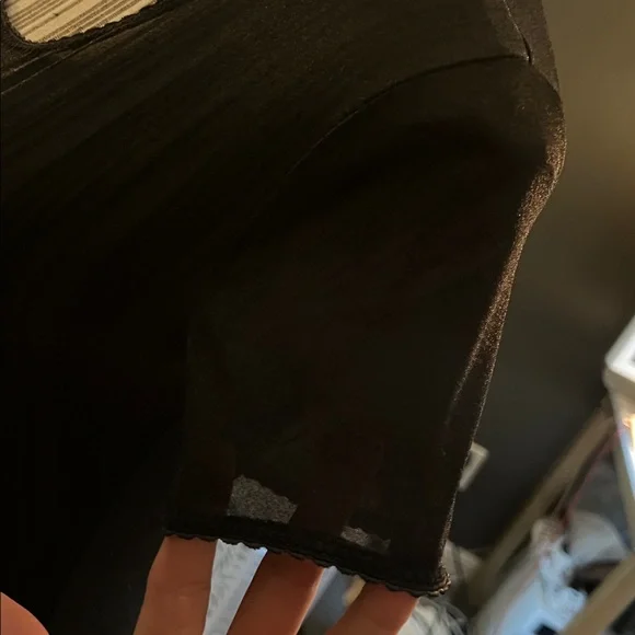 🛑 1 hour sale. Dolce & Gabbana, size 44/Large, Black Short Sleeve Sheer Top - Picture 12 of 13